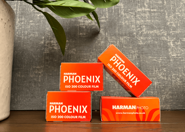 Phoenix 200 はデジタルカメラでスキャンするのが最適なカラーフィルム